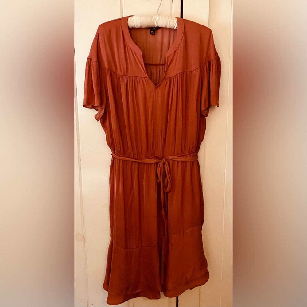 Simply Vera silk short sleeve flirty dress